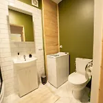 Modern - New Fully Equipped