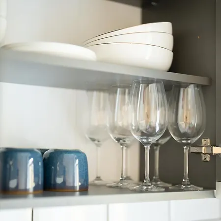 Modern - New Fully Equipped Apartment *