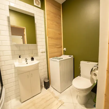 Modern - New Fully Equipped