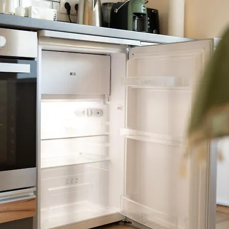 Modern - New Fully Equipped