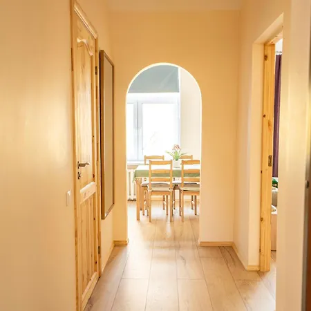 Апартаменти Modern - New Fully Equipped