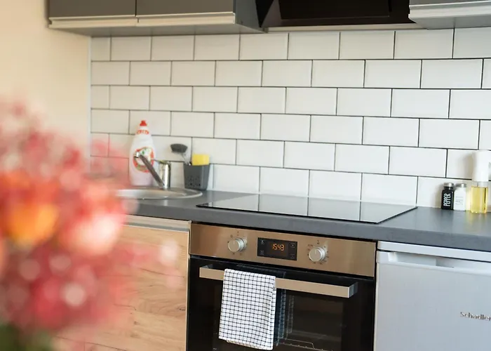 Modern - New Fully Equipped Apartment