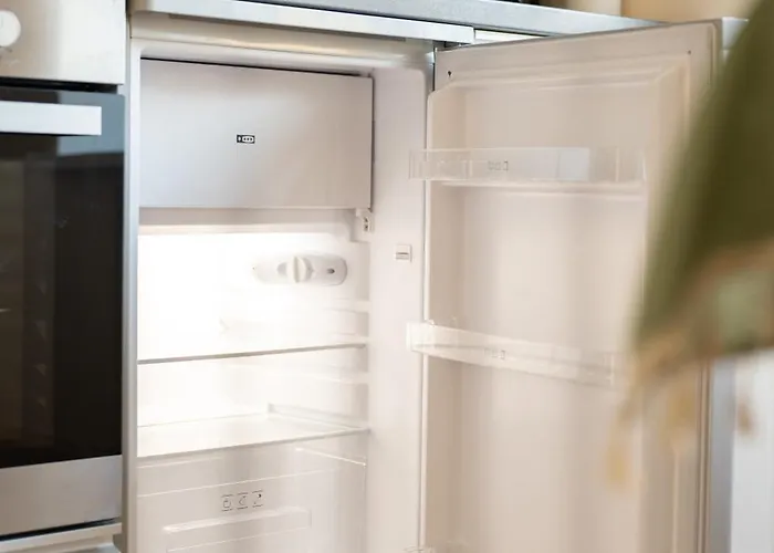 Modern - New Fully Equipped